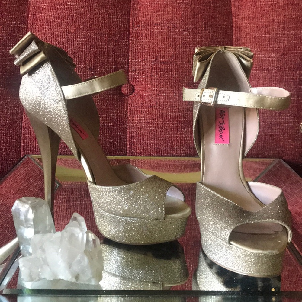 Betsey Johnson Gold Heels